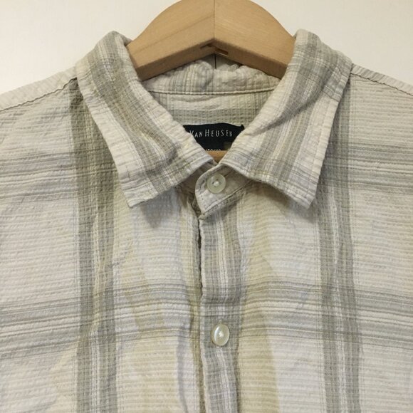 Van Heusen Plaid Rayon Blend Single Pocket Seersucker Button Down Shirt - Picture 3 of 13
